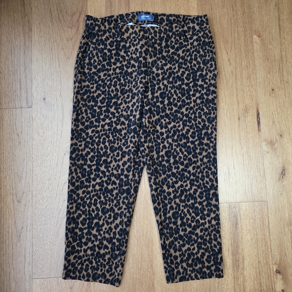 Old Navy Harper Leopard Print Ankle Pants Women's Size 10 Mid Rise - Picture 1 of 8